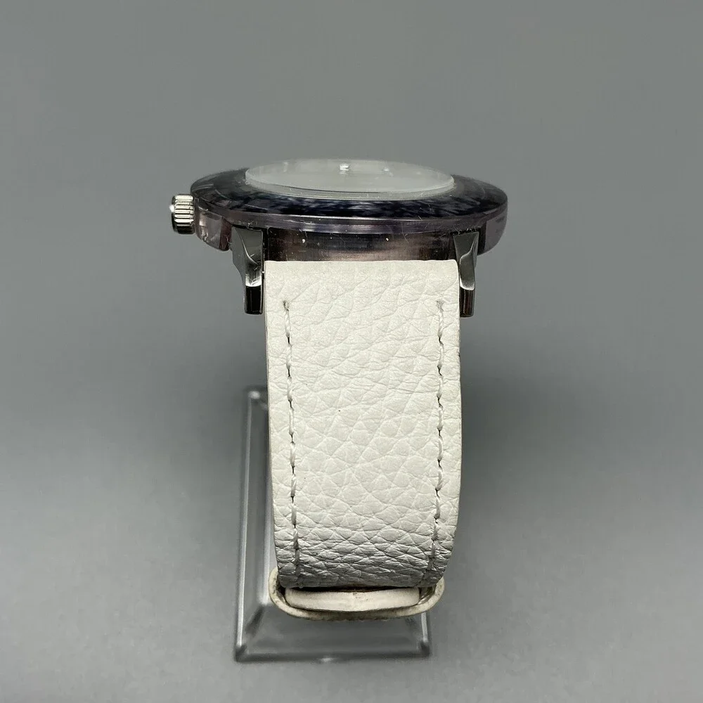 Vania Womens Watch 39mm White Mother Of Pearl Swarovski Dial Leather New Battery